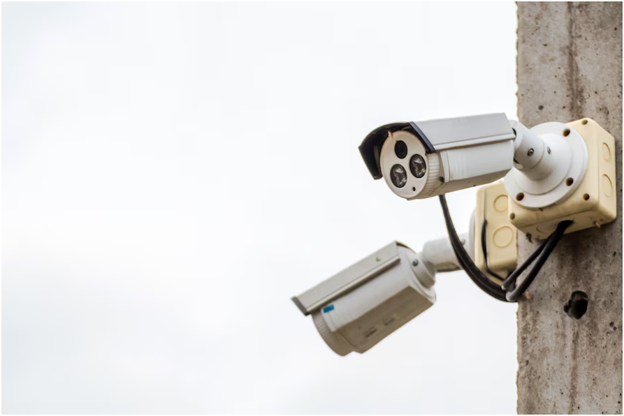 Tanpa Harus Menyamar! 6 Manfaat CCTV ETLE untuk Masyarakat - Penyedia ...
