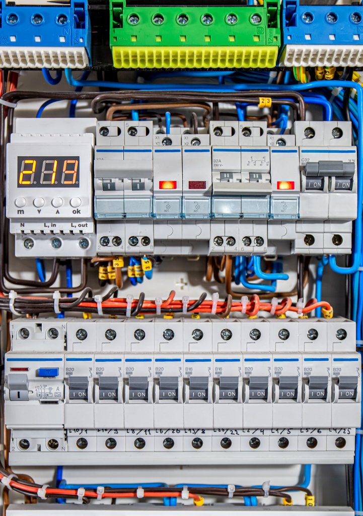 Module Panel Listrik 6 Komponen Utama Panel Listrik yang Perlu Anda Ketahui