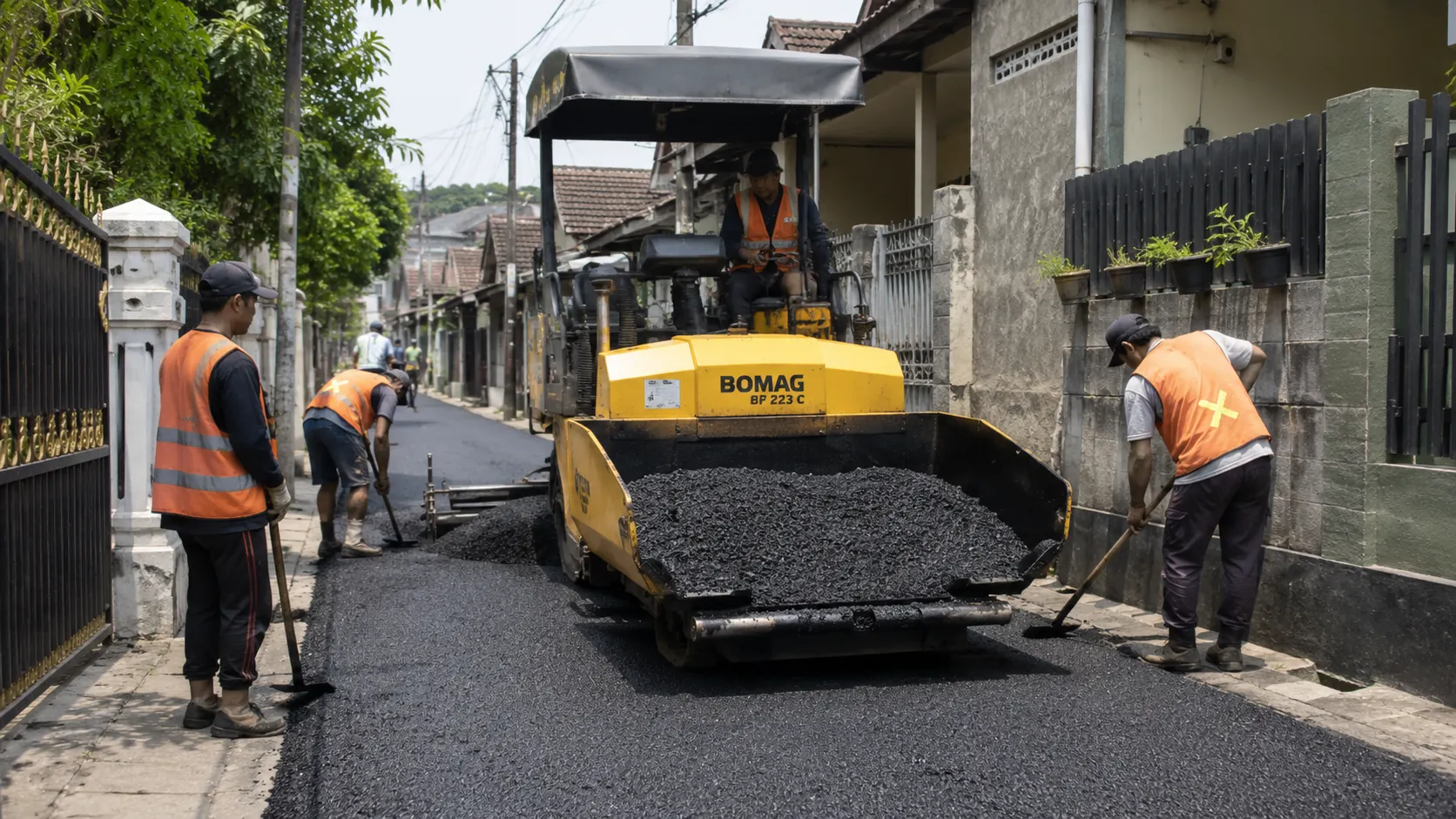 Compact asphalt paver dalam daftar harga asphalt paver e katalog
